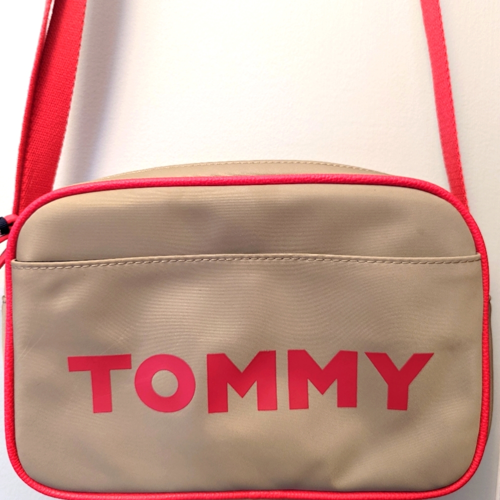 Tommy Hilfiger Crossbody